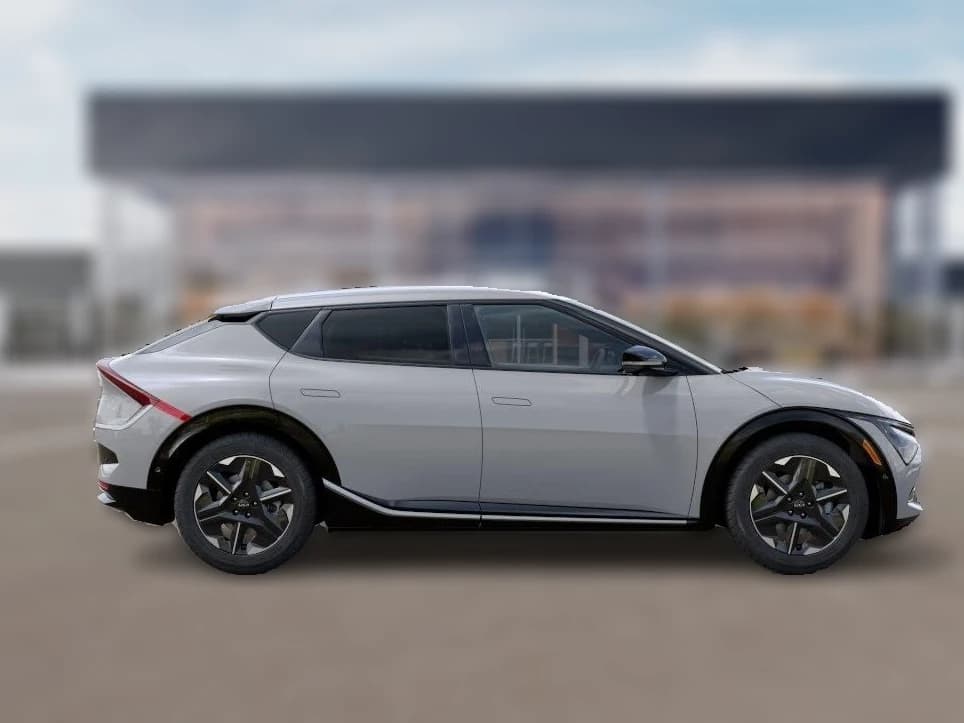 Kia EV6 Light Long Range AWD 2026 — side view