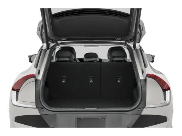 Kia EV6 Light Long Range AWD 2026 — side view