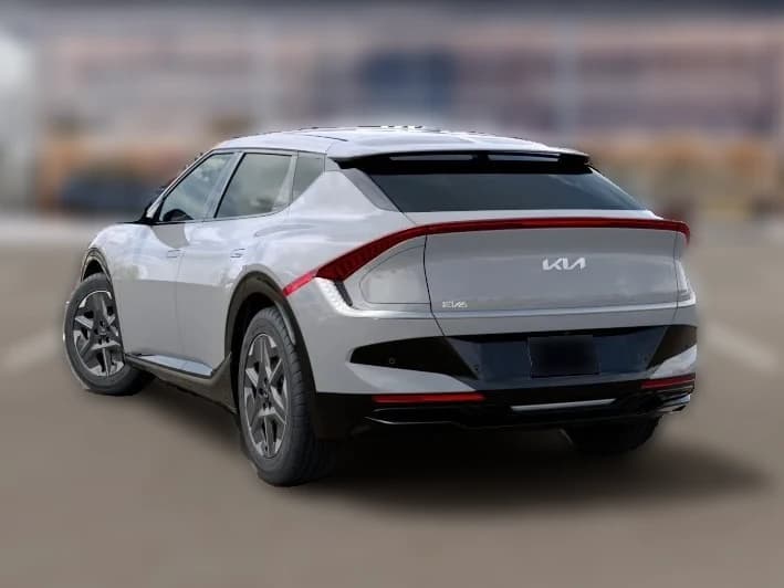 Kia EV6 Light Long Range AWD 2026 — side view