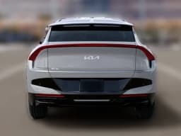 Kia EV6 Light Long Range AWD 2026 — side view