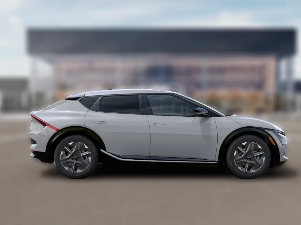 Kia EV6 Light Long Range AWD 2026 — side view