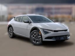Kia EV6 Light Long Range AWD 2026 — side view