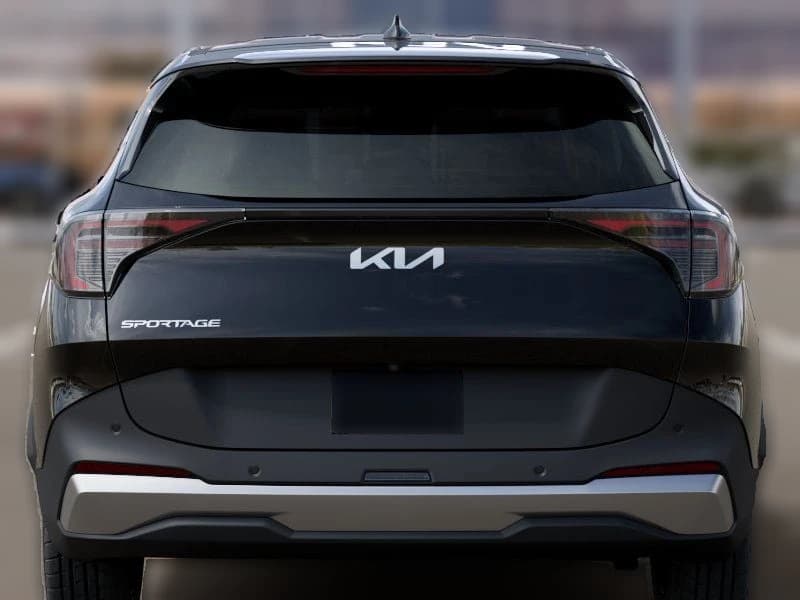 Kia Sportage LX FWD 2026 — side view