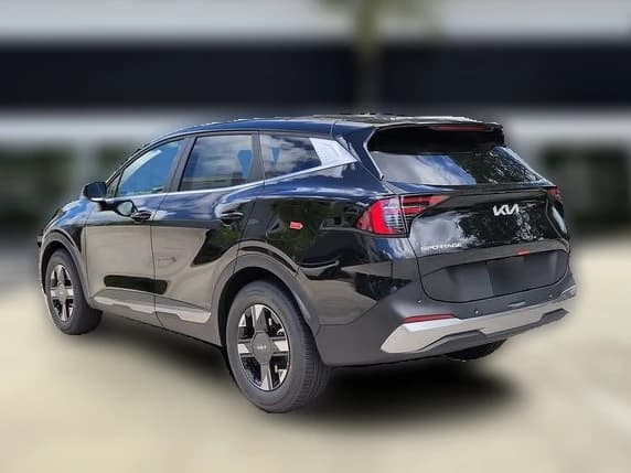 Kia Sportage LX FWD 2027 — side view