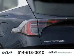 Kia Sportage LX FWD 2026 — side view