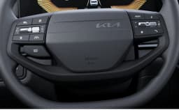 Kia Sportage LX FWD 2026 — side view