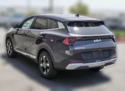 Kia Sportage LX FWD 2026 — side view