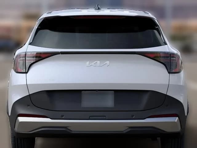 Kia Sportage LX FWD 2026 — side view