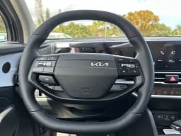 Kia Sportage EX FWD 2026 — side view