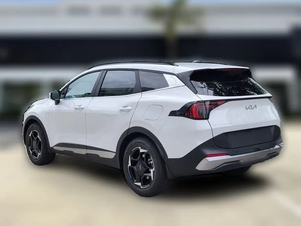 Kia Sportage EX FWD 2026 — side view