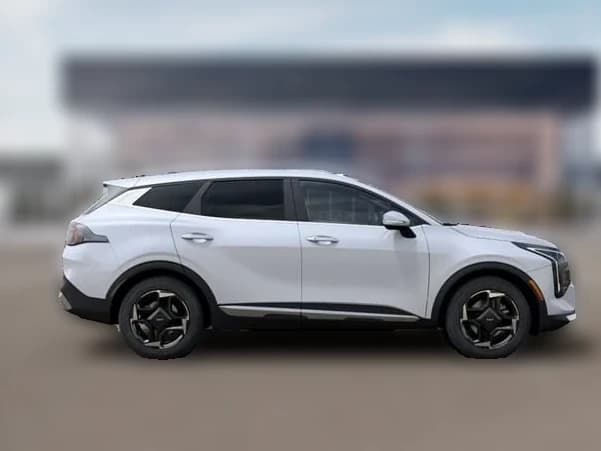 Kia Sportage EX FWD 2026 — side view