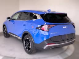Kia Sportage EX FWD 2026 — side view