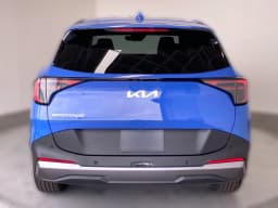 Kia Sportage EX FWD 2026 — side view