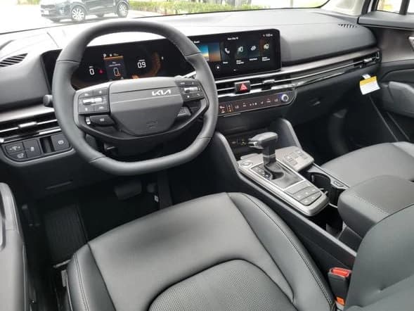 Kia Sportage EX FWD 2027 — side view