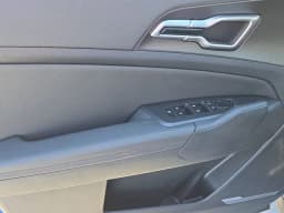 Kia Sportage EX FWD 2026 — side view