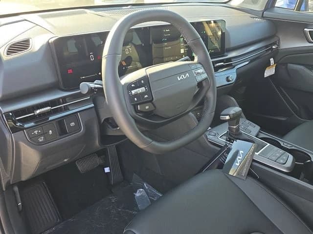 Kia Sportage EX FWD 2026 — side view