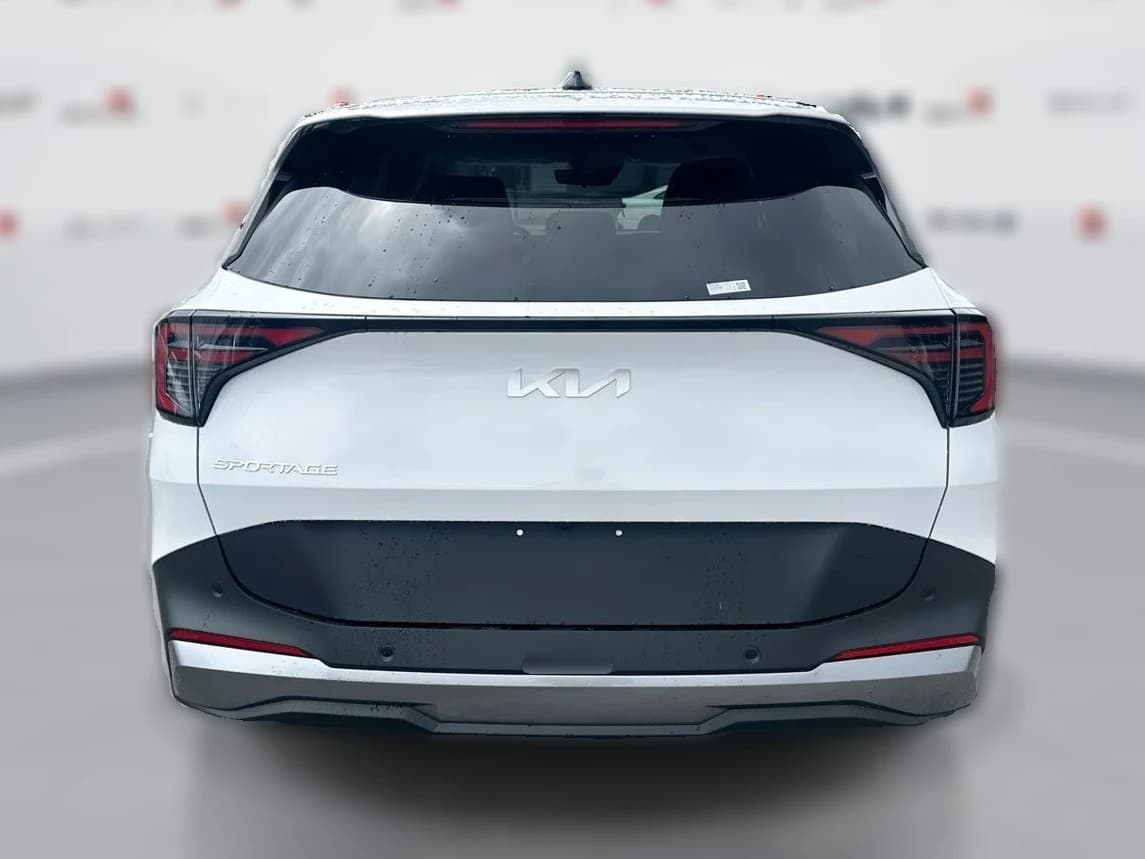 Kia Sportage EX FWD 2026 — side view