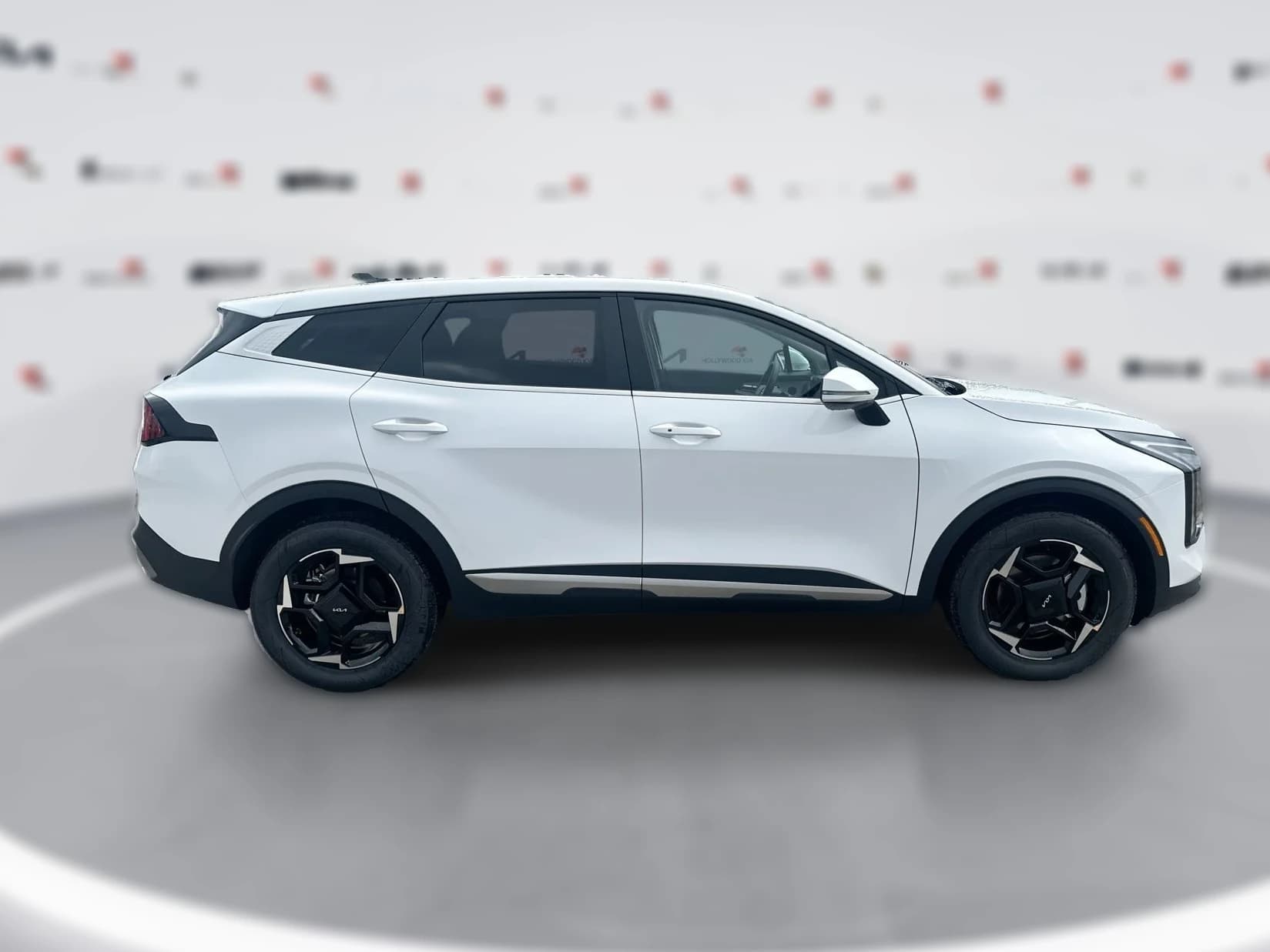 Kia Sportage EX FWD 2026 — side view