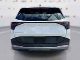 Kia Sportage EX FWD 2026 — side view