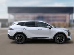 Kia Sportage EX FWD 2026 — side view