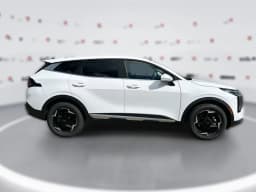 Kia Sportage EX FWD 2026 — side view