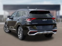 Kia Sportage SX FWD 2025 — side view