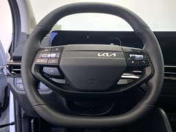Kia Sportage SX FWD 2026 — side view
