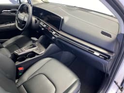 Kia Sportage SX FWD 2026 — side view