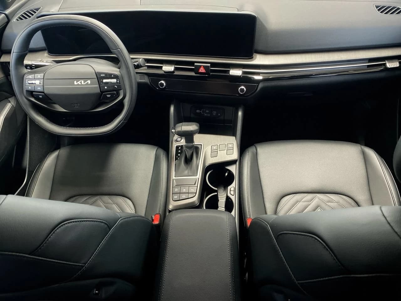 Kia Sportage X-Line AWD 2026 — side view