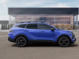 Kia Sportage X-Line AWD 2026 — side view