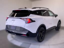 Kia Sportage X-Line AWD 2026 — side view