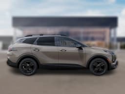 Kia Sportage X-Line AWD 2027 — side view