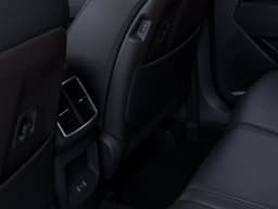 Kia Sportage X-Line AWD 2027 — side view