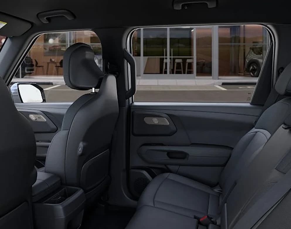 Kia Telluride LX FWD 2027 — side view