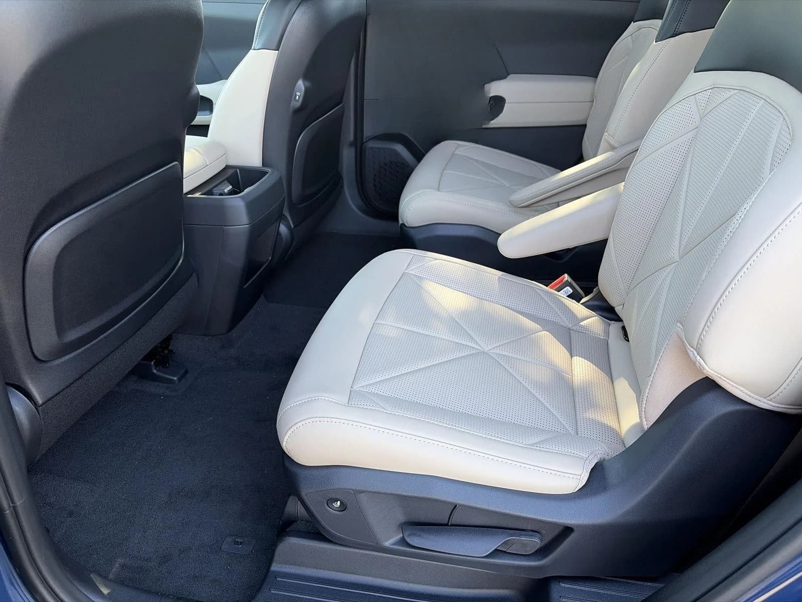 Kia Telluride Hybrid EX AWD 2027 — side view