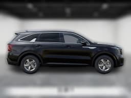 Kia Sorento LX FWD 2026 — side view