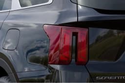 Kia Sorento LX FWD 2026 — side view
