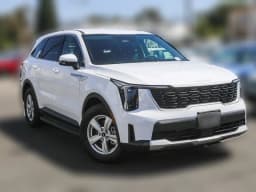 Kia Sorento LX FWD 2026 — side view