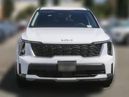 Kia Sorento LX FWD 2026 — side view