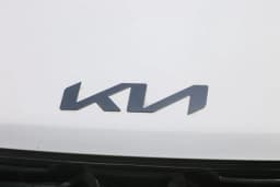 Kia Sorento LX FWD 2026 — side view