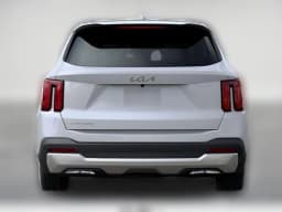 Kia Sorento LX FWD 2026 — side view