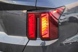 Kia Sorento LX FWD 2026 — side view
