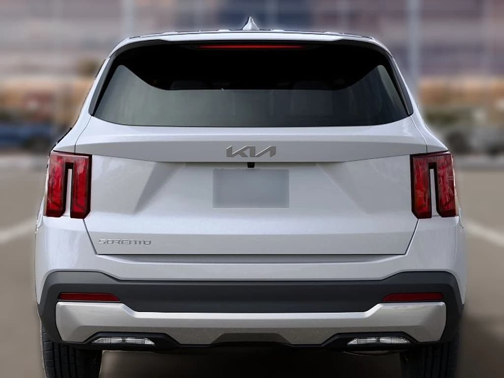 Kia Sorento LX FWD 2026 — side view