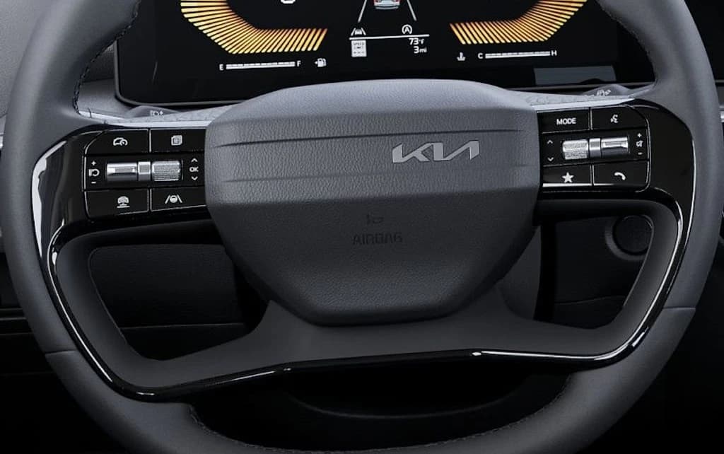 Kia Sorento LX FWD 2026 — side view