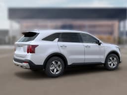 Kia Sorento LX FWD 2026 — side view