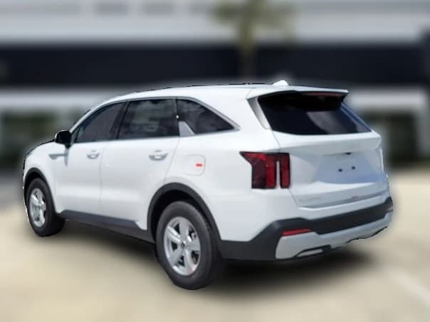Kia Sorento LX FWD 2026 — side view