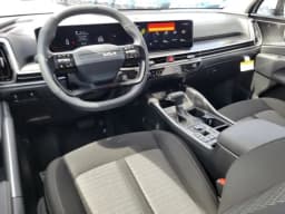 Kia Sorento LX FWD 2026 — side view