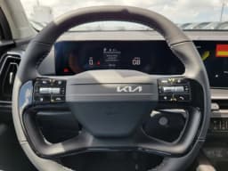 Kia Sorento LX FWD 2026 — side view