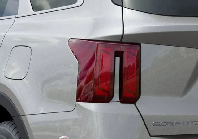 Kia Sorento LX FWD 2026 — side view