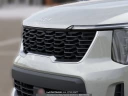 Kia Sorento LX FWD 2026 — side view